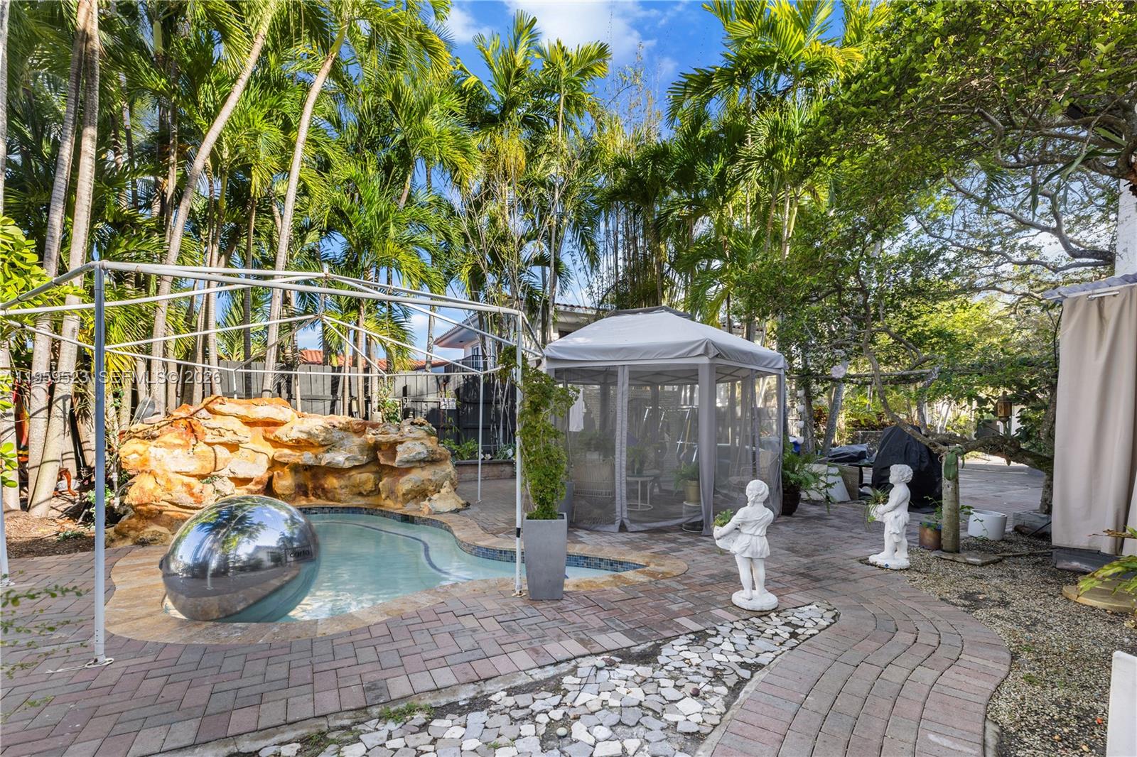 DAVIS HARBOR - Residential