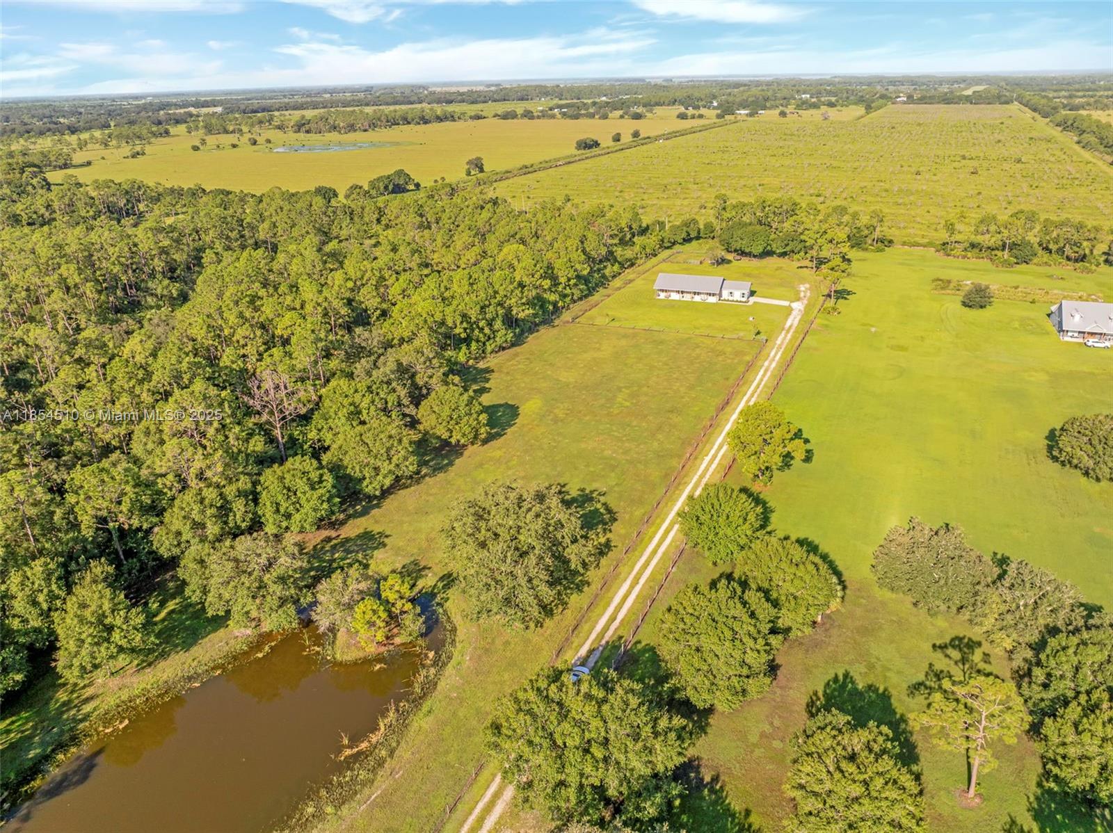 FORT DENAUD ACRES - Residential