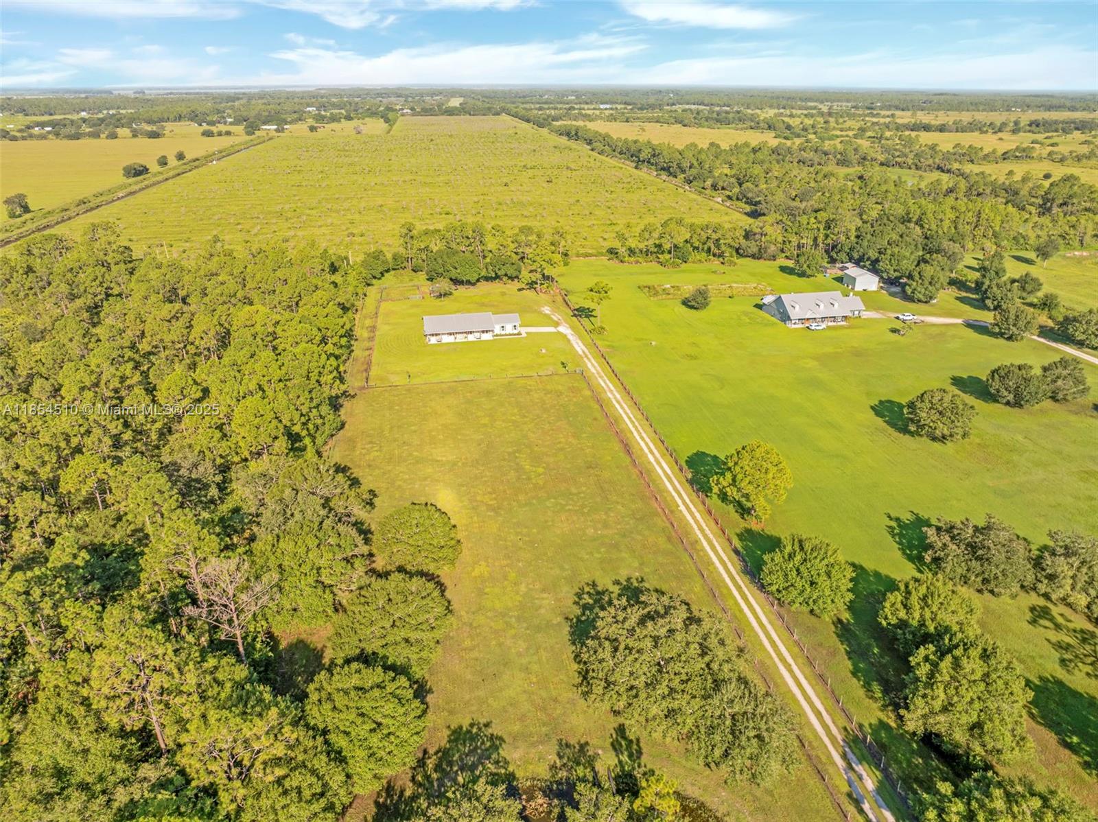 FORT DENAUD ACRES - Residential
