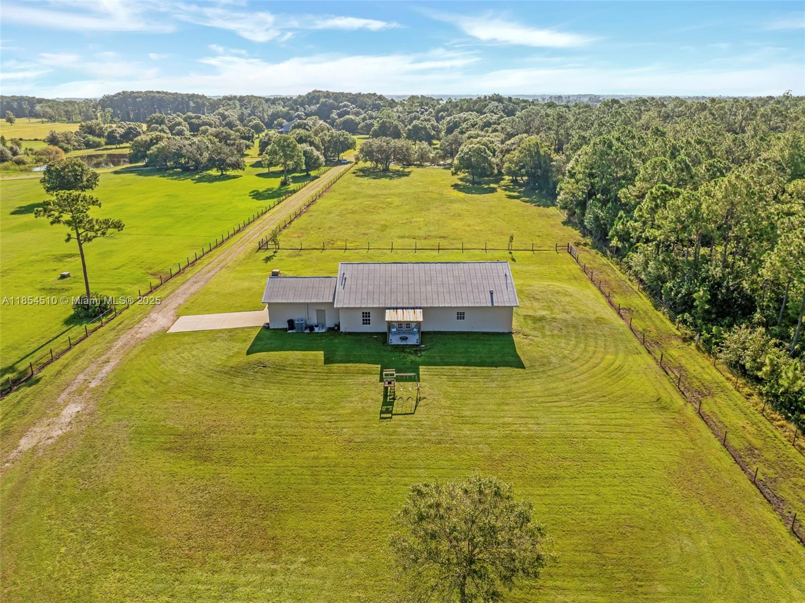 FORT DENAUD ACRES - Residential