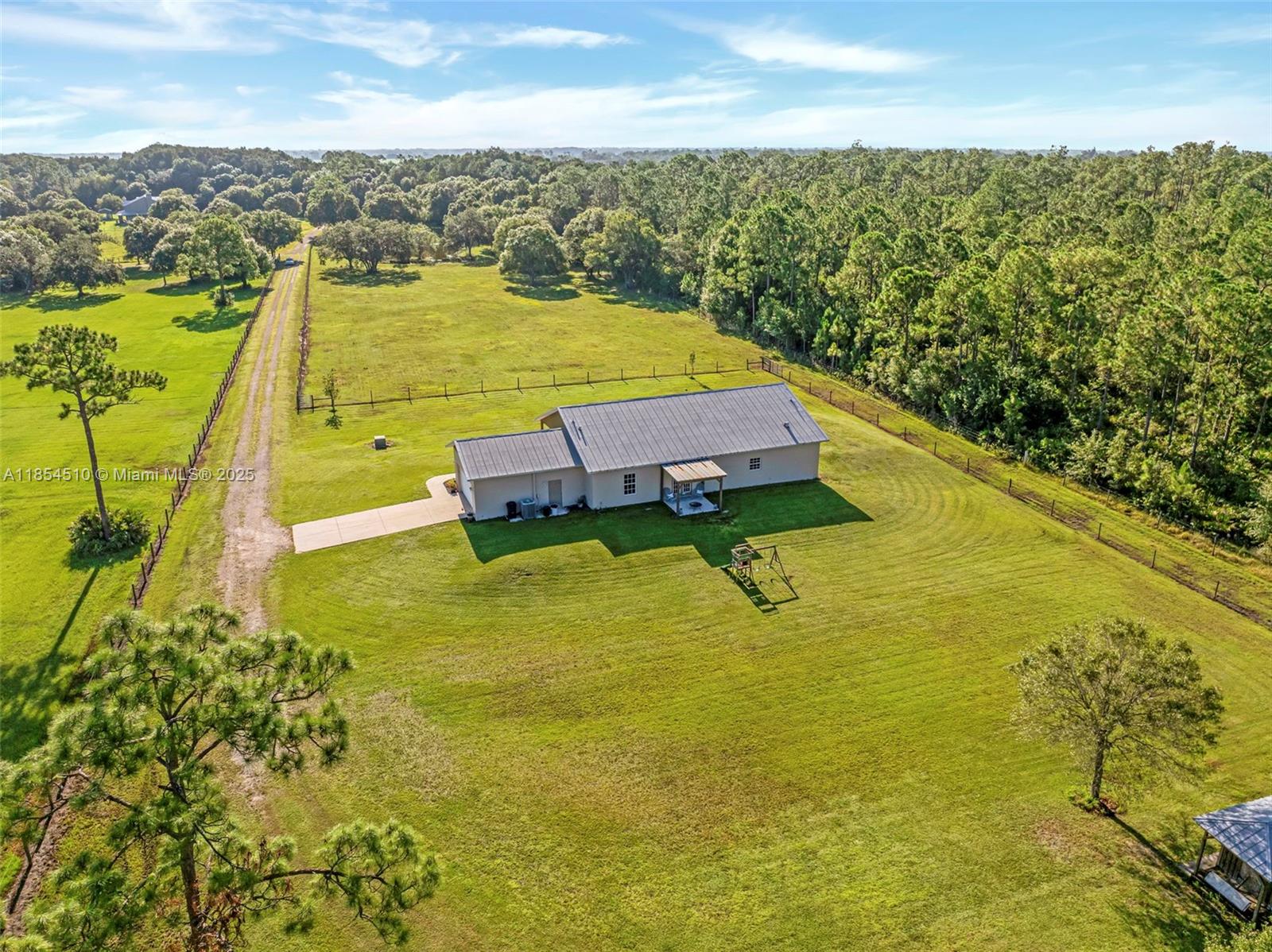 FORT DENAUD ACRES - Residential
