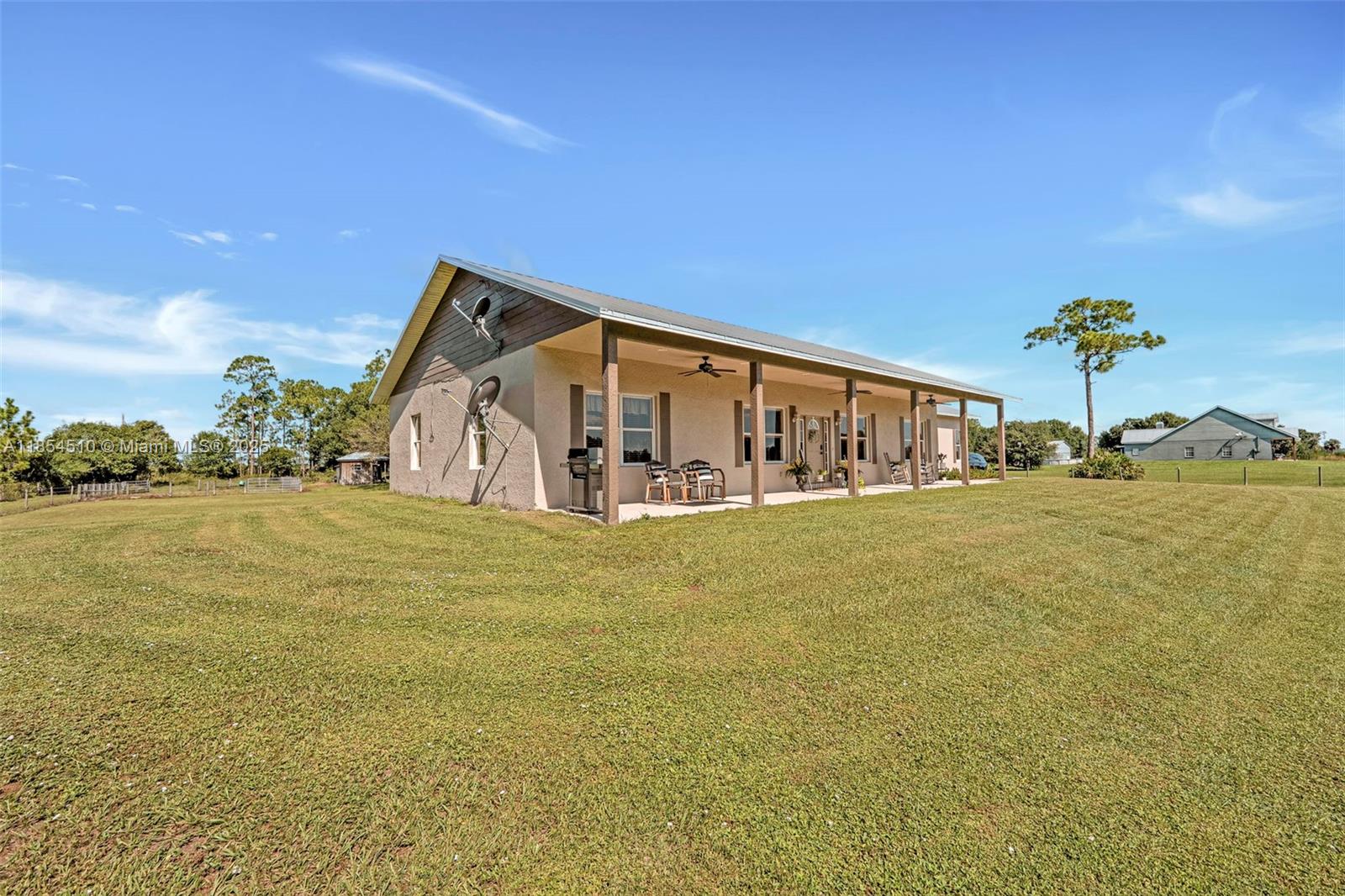FORT DENAUD ACRES - Residential