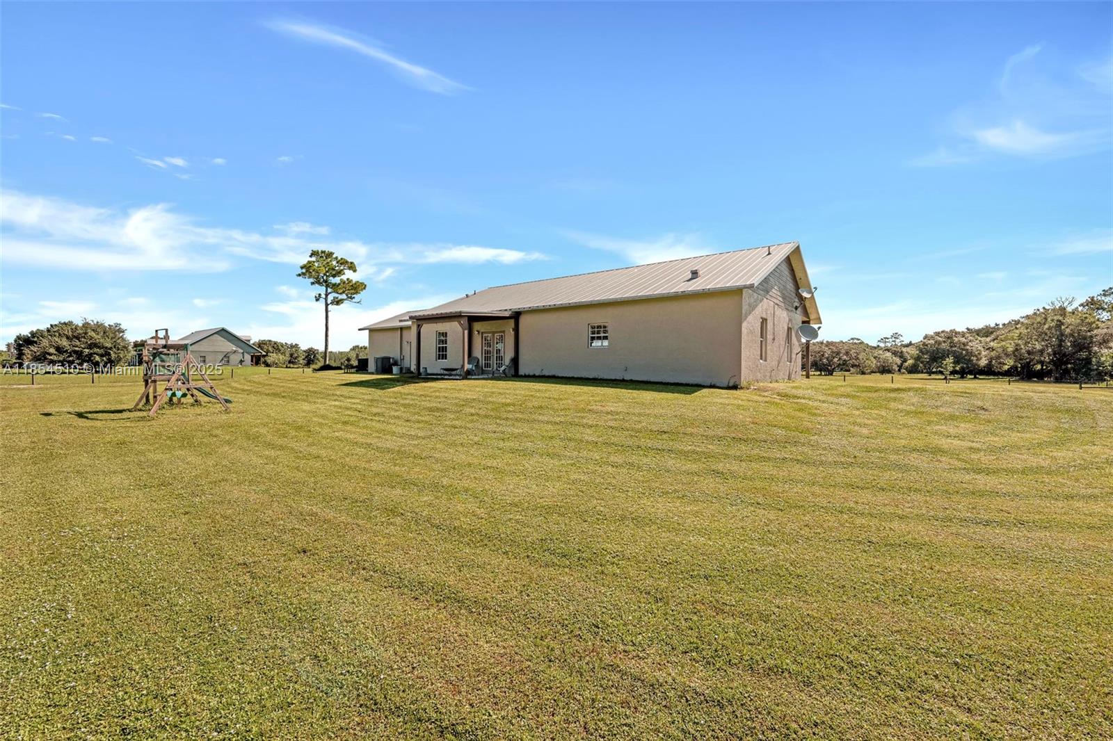 FORT DENAUD ACRES - Residential