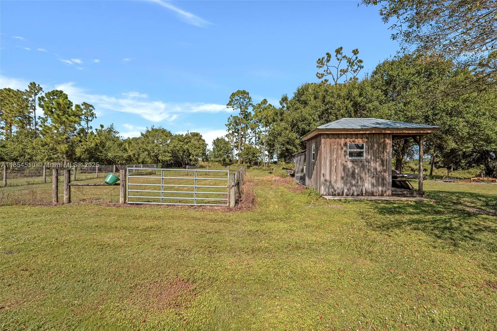 FORT DENAUD ACRES - Residential