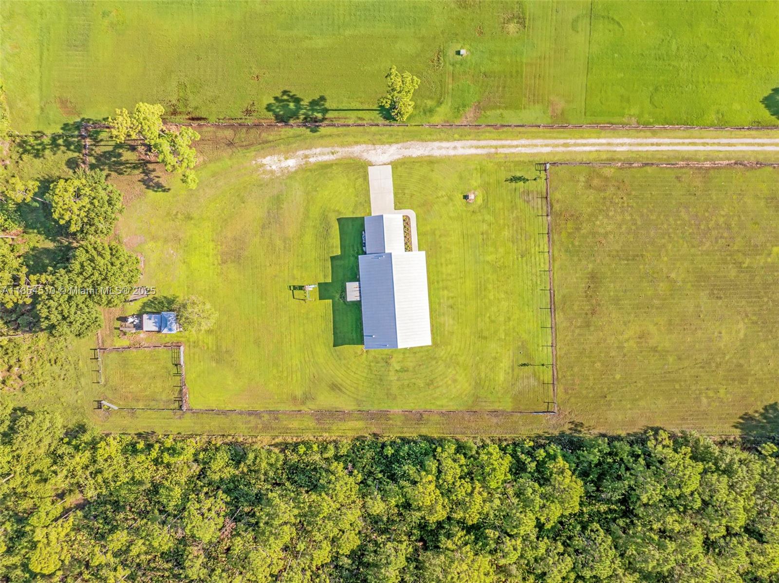 FORT DENAUD ACRES - Residential