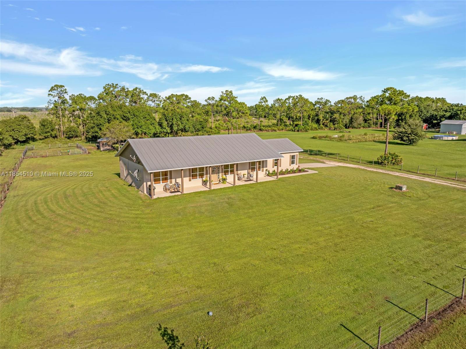FORT DENAUD ACRES - Residential