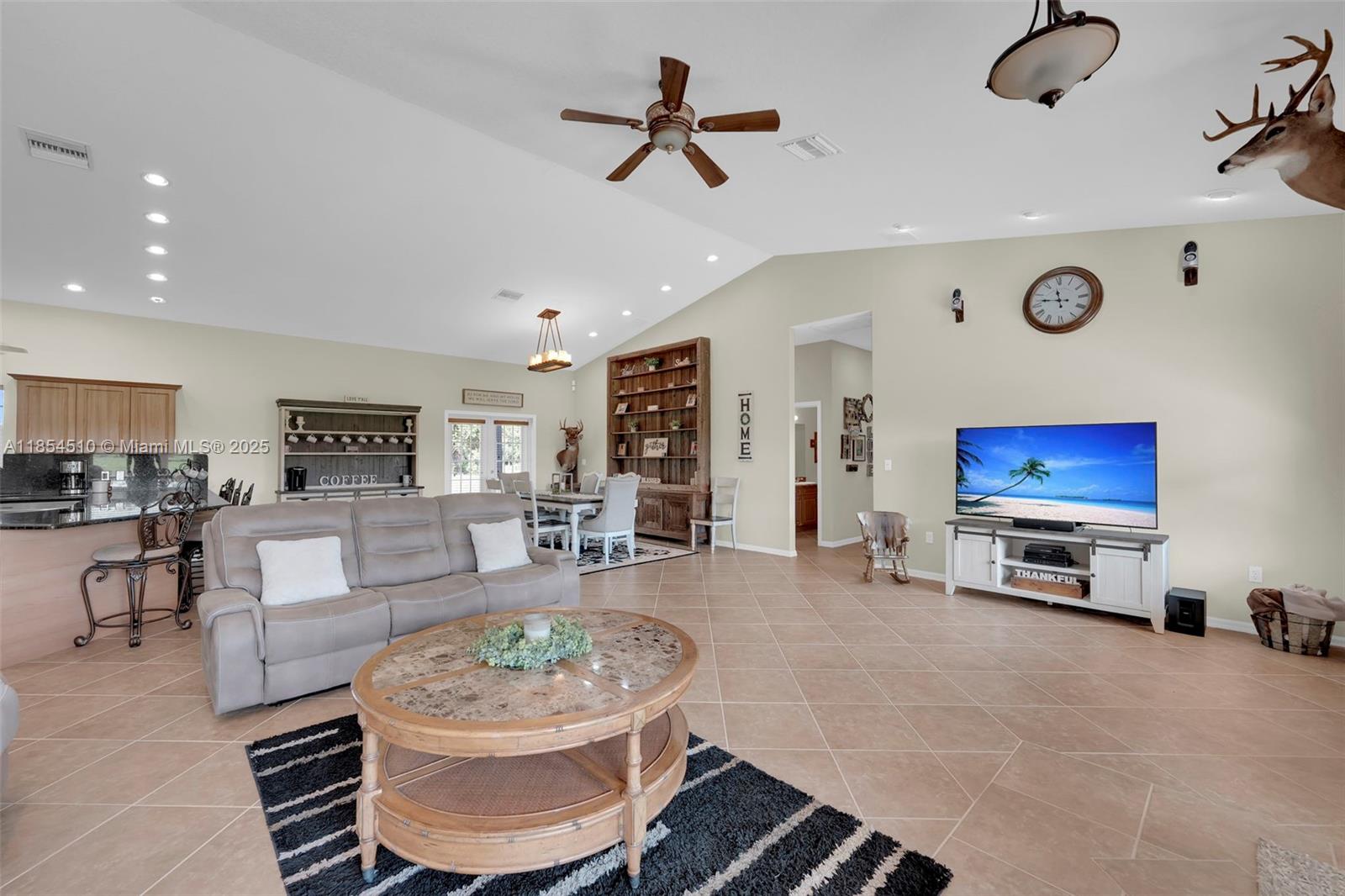 FORT DENAUD ACRES - Residential