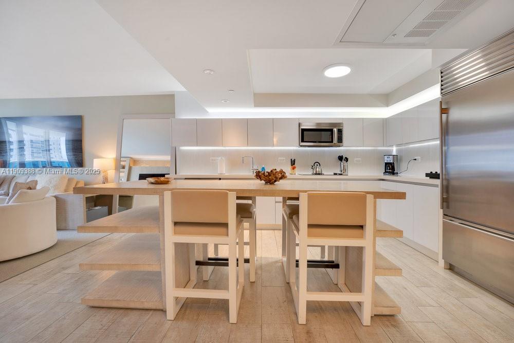 2399 COLLINS AVENUE - Residential Lease