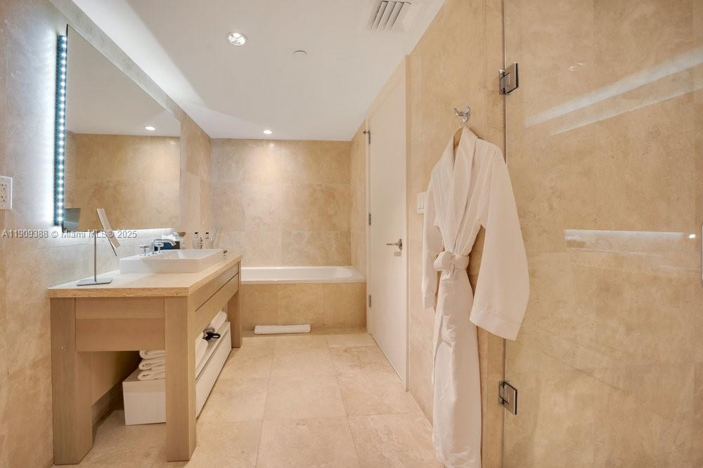 2399 COLLINS AVENUE - Residential Lease