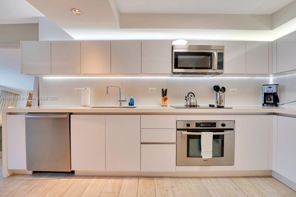 2399 COLLINS AVENUE - Residential Lease