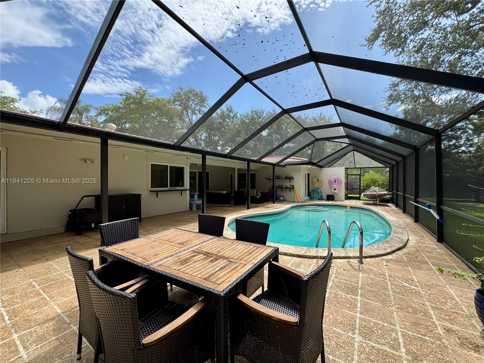 OLD CUTLER SOUTH SEC 1 - Residential