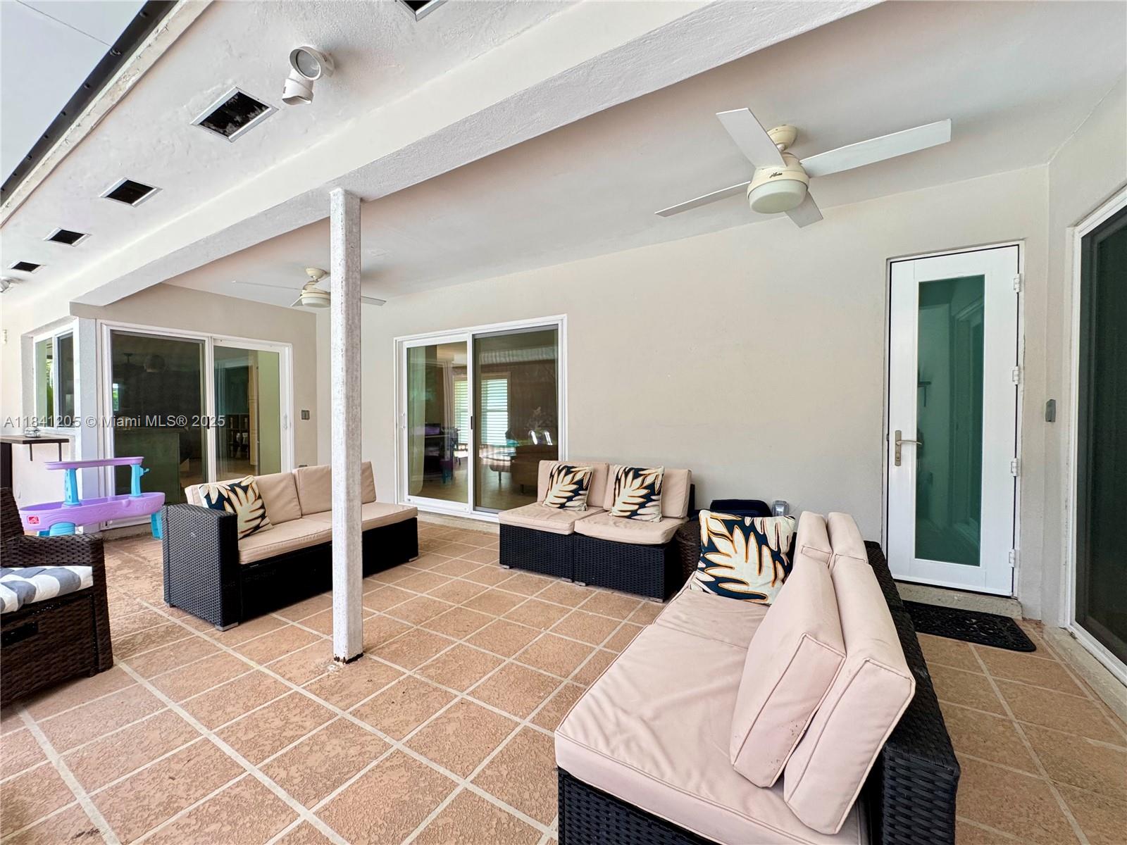 OLD CUTLER SOUTH SEC 1 - Residential