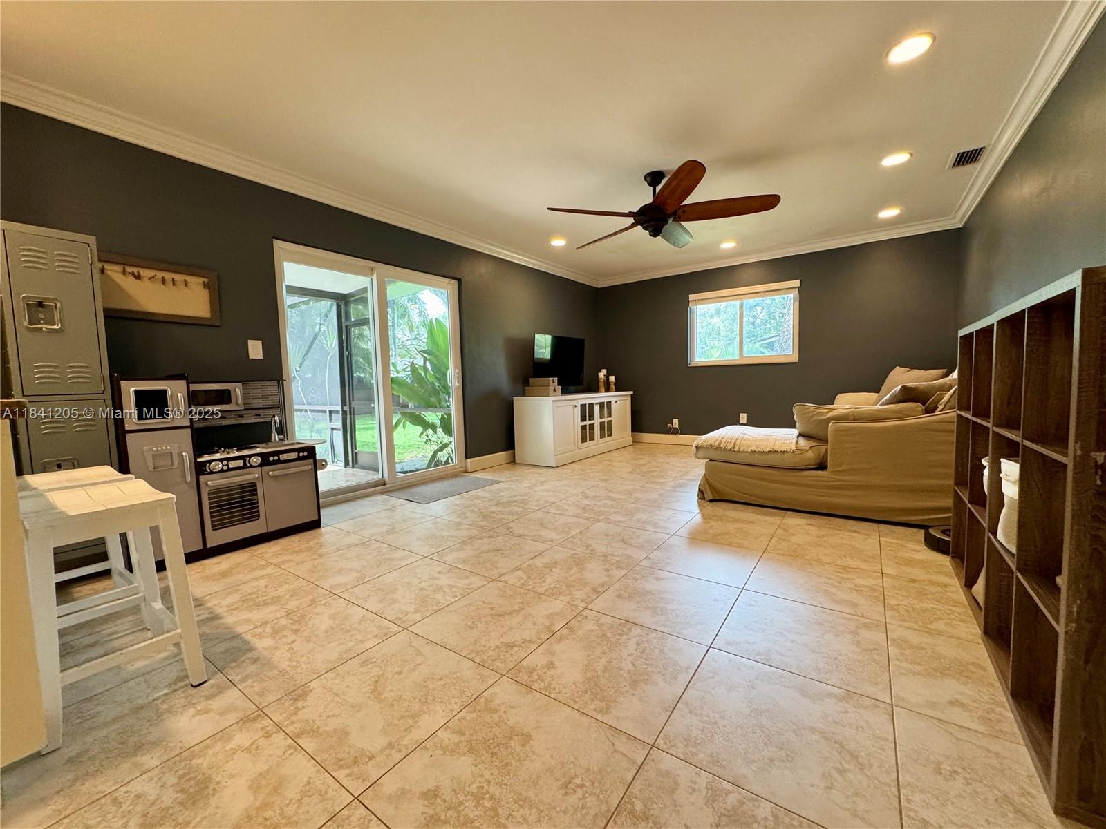 OLD CUTLER SOUTH SEC 1 - Residential