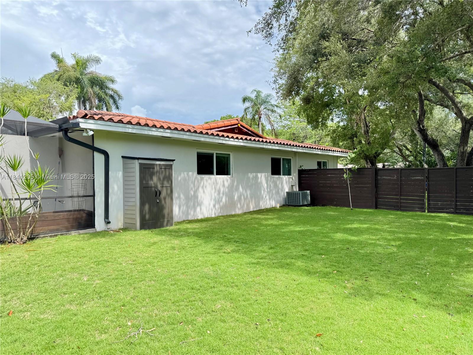 OLD CUTLER SOUTH SEC 1 - Residential