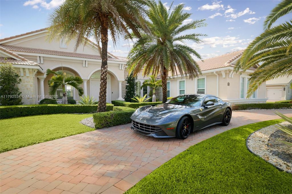 Photo of 4991 E Sterling Ranch Cir, Davie, FL 33314 (MLS # A11792534)