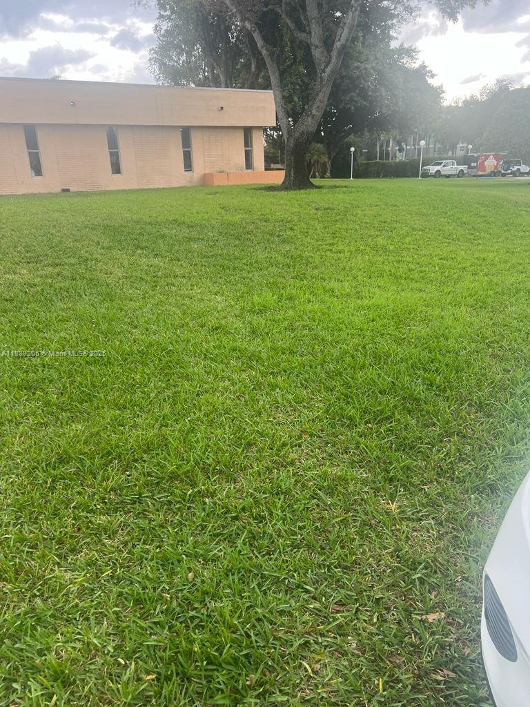 BREAKWATERS OF THE PALM B - Residential