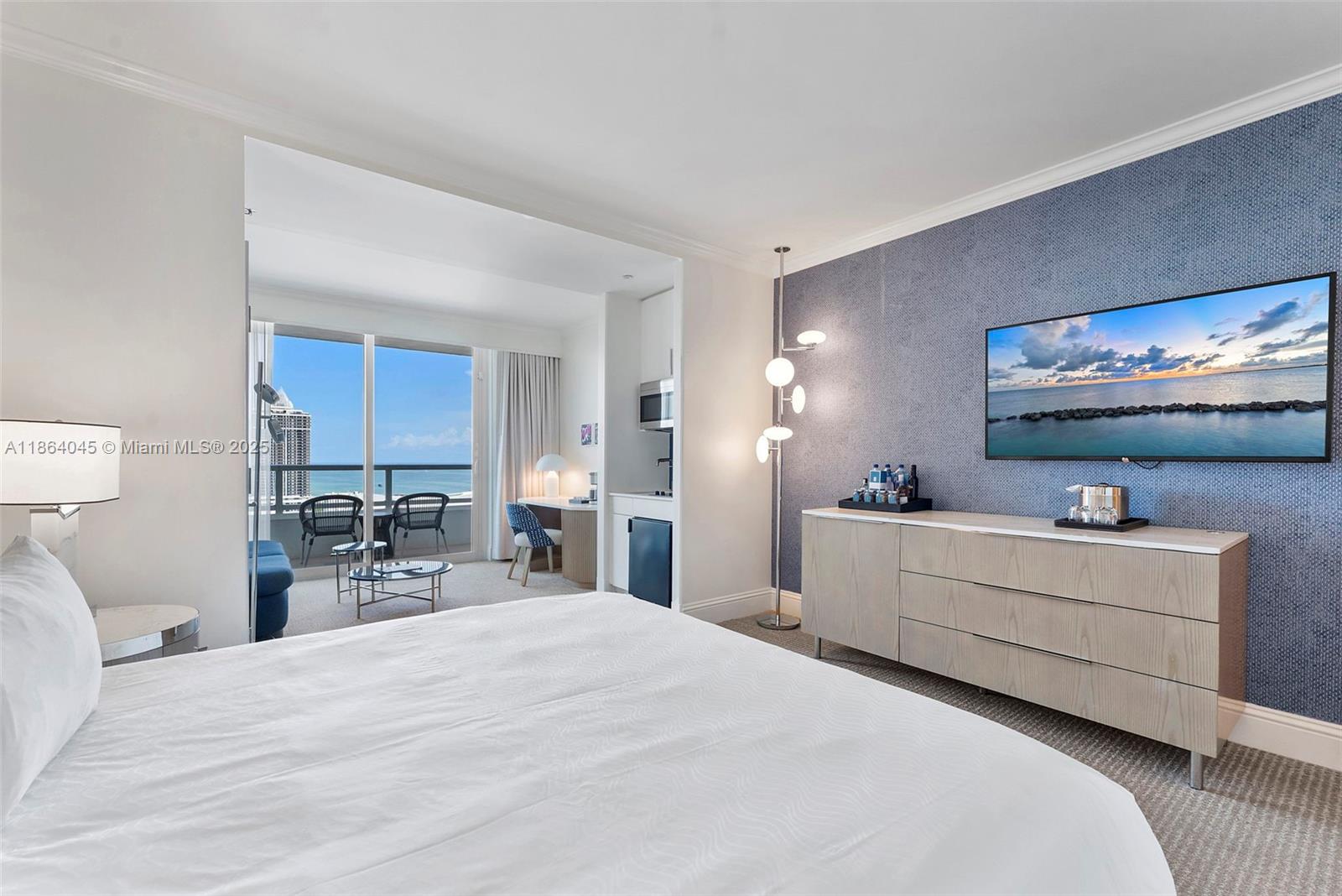 FONTAINEBLEAU II CONDO - Residential