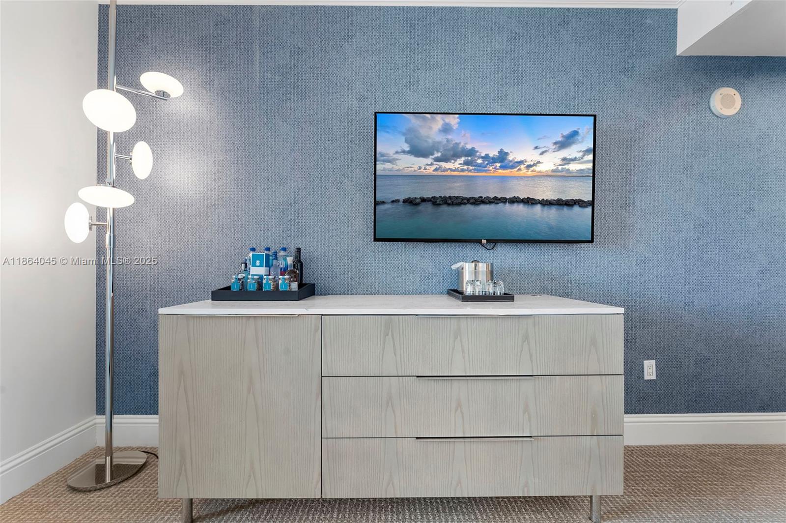 FONTAINEBLEAU II CONDO - Residential