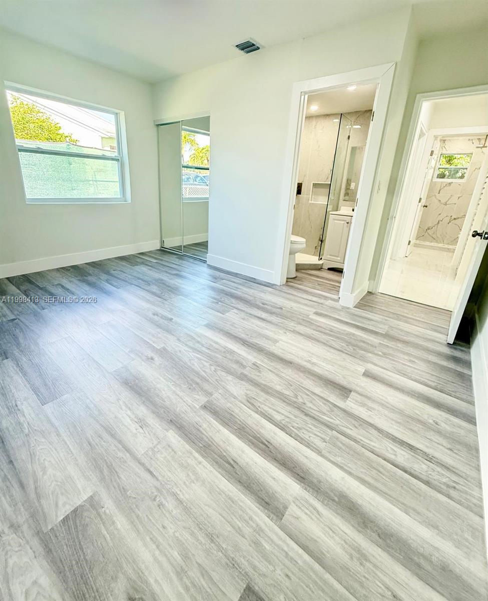 SUNSHINE MANOR - Residential