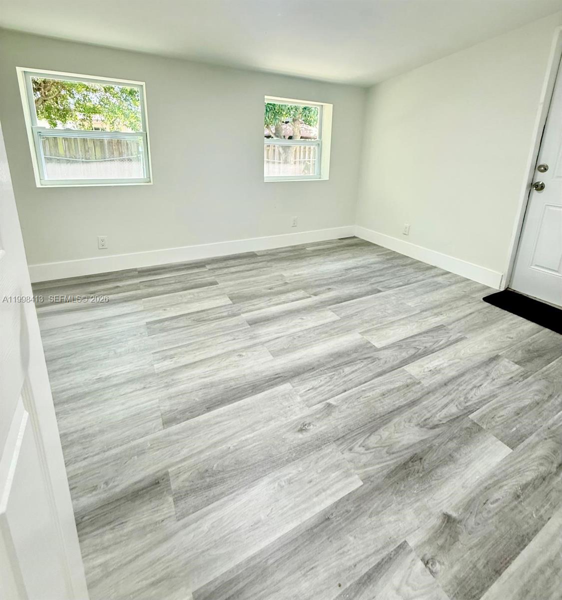 SUNSHINE MANOR - Residential