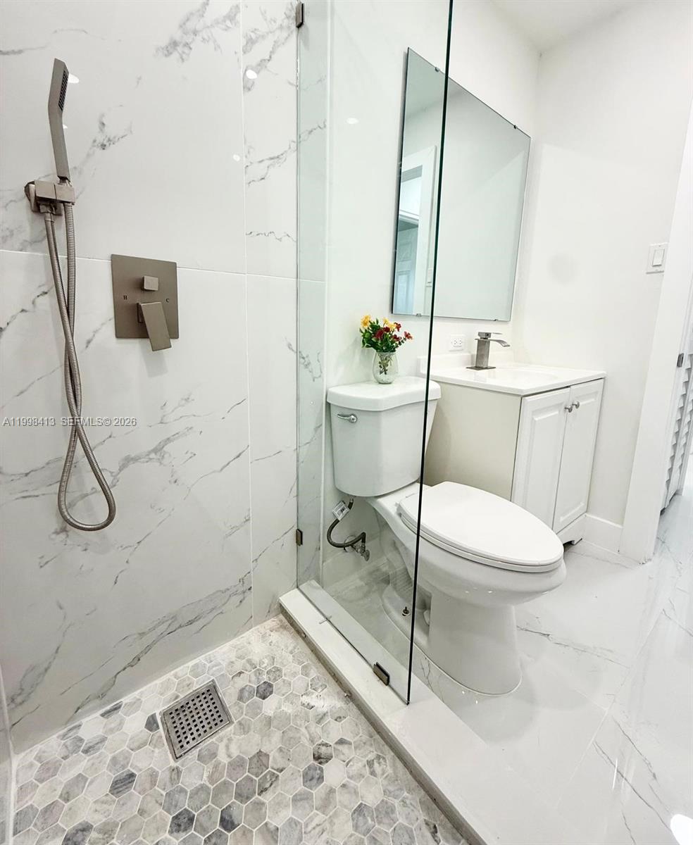 SUNSHINE MANOR - Residential