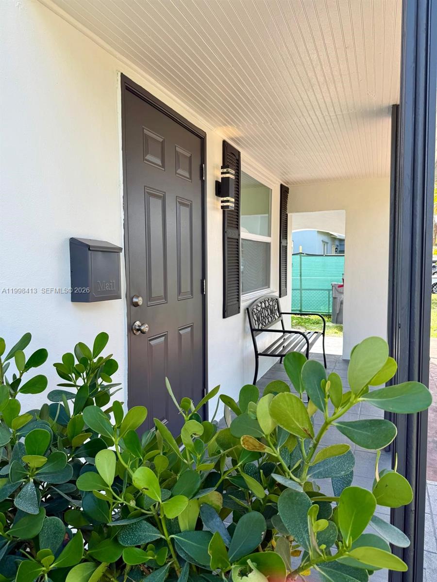 SUNSHINE MANOR - Residential