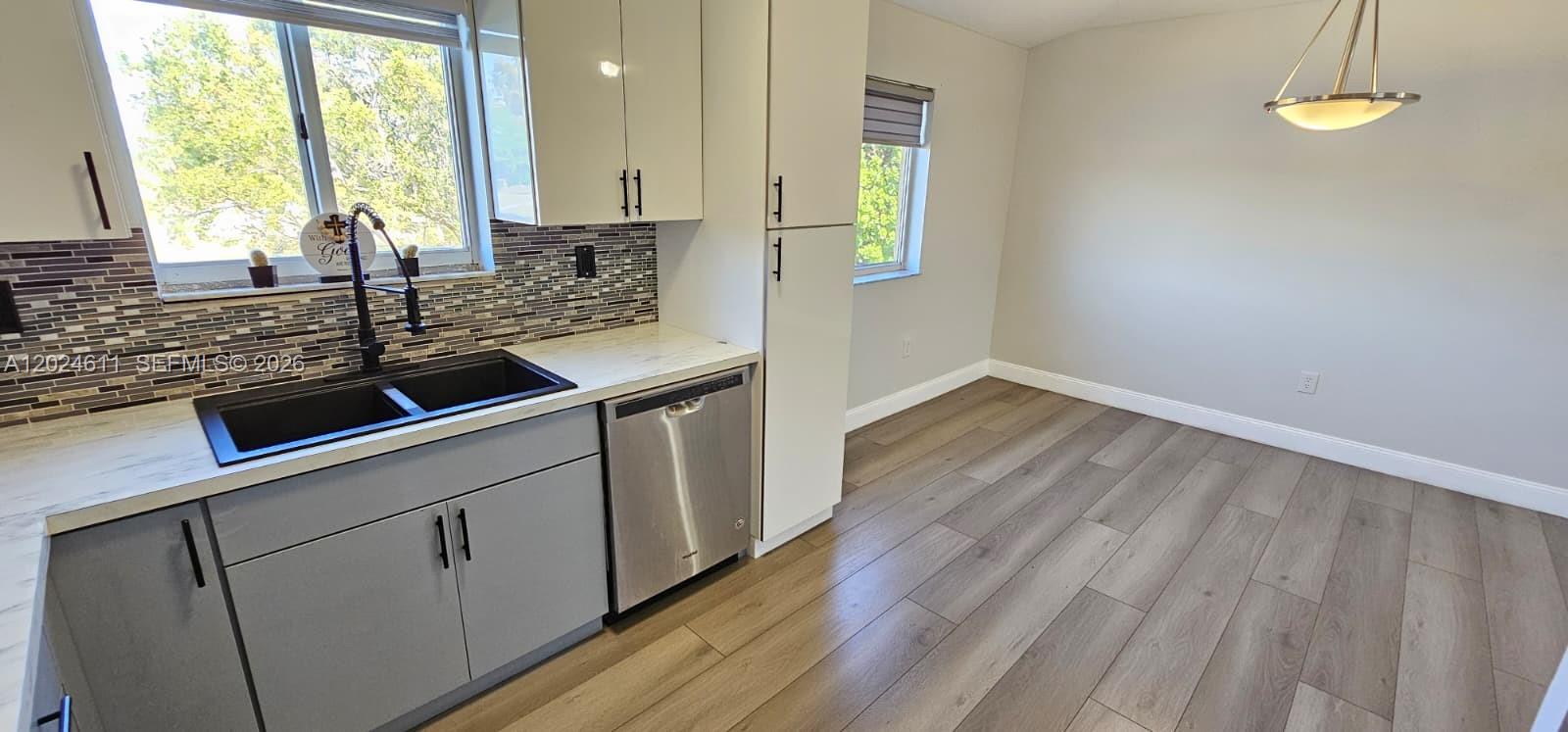BELLEVIEW VILLAS CONDO NO - Residential Lease