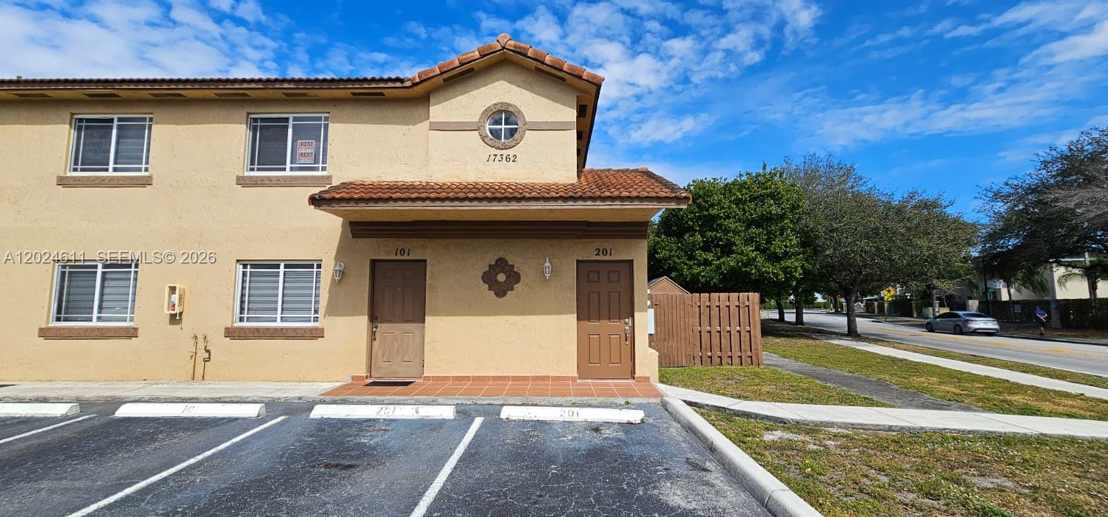 BELLEVIEW VILLAS CONDO NO - Residential Lease