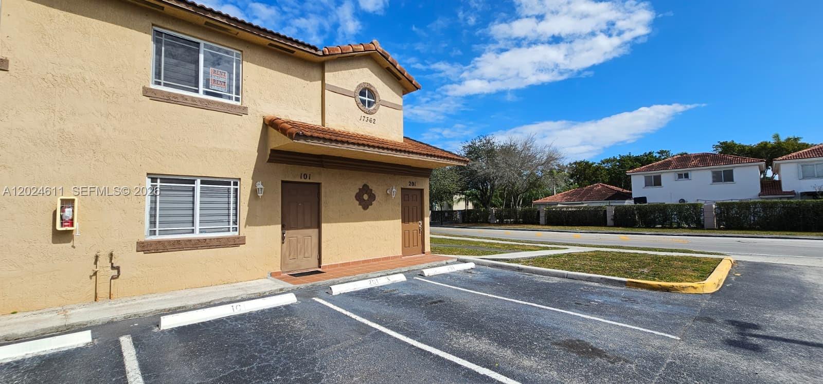 BELLEVIEW VILLAS CONDO NO - Residential Lease