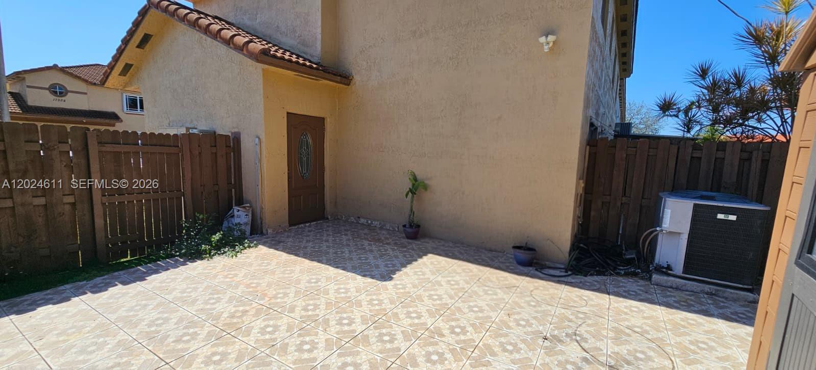 BELLEVIEW VILLAS CONDO NO - Residential Lease