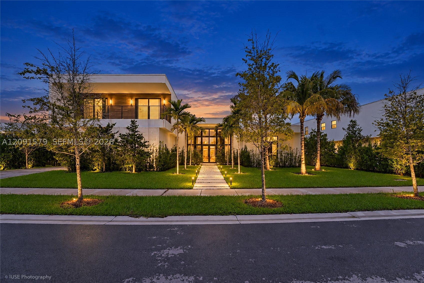 16629 BOTANIKO DR