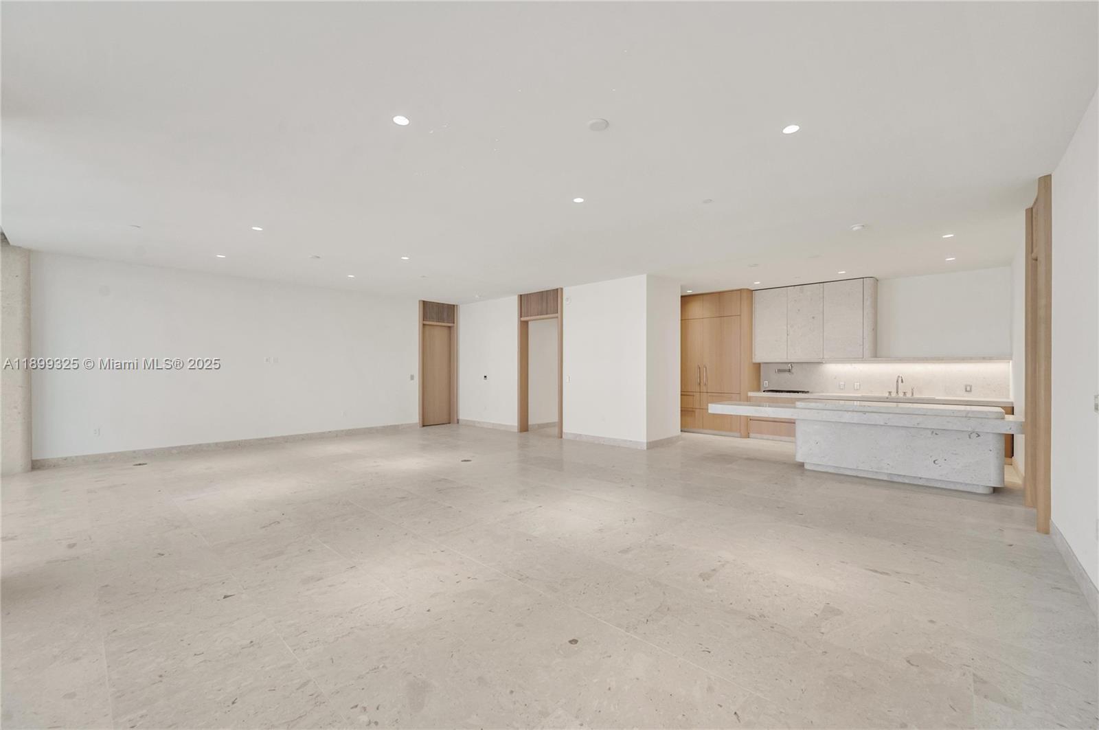 SEAWAY SOUTH - Residential