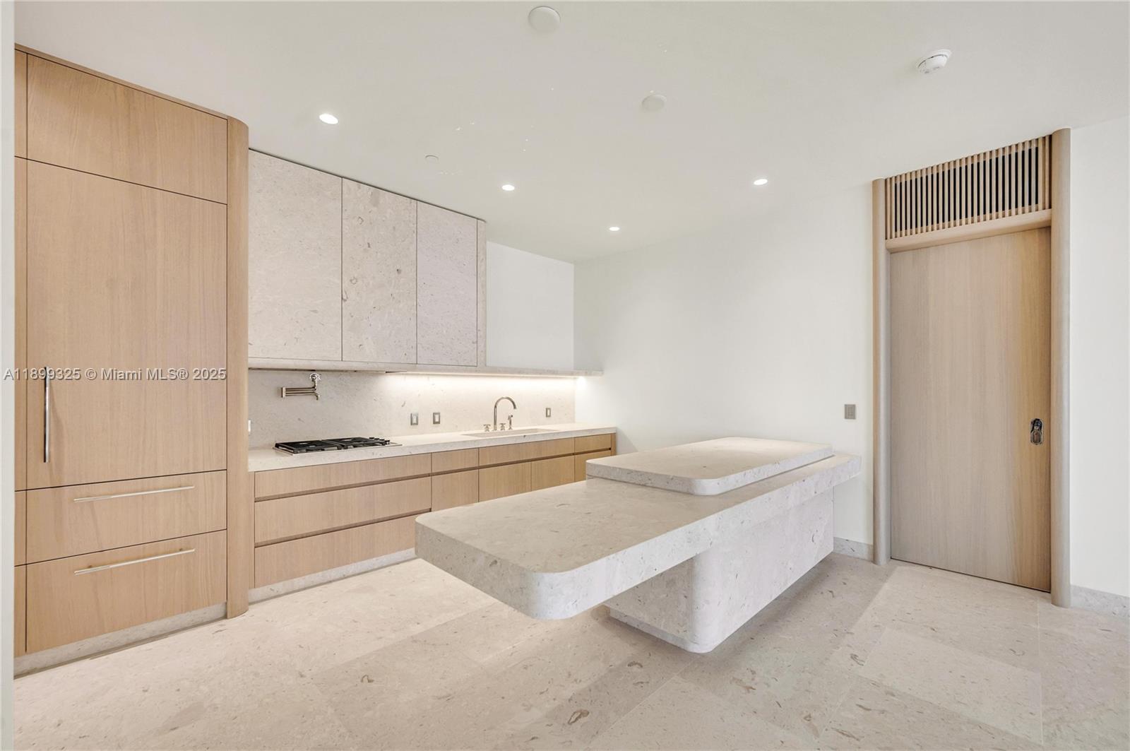 SEAWAY SOUTH - Residential