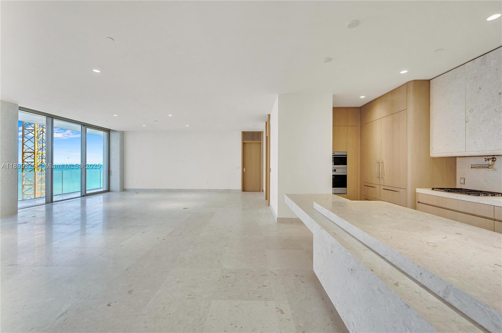 SEAWAY SOUTH - Residential