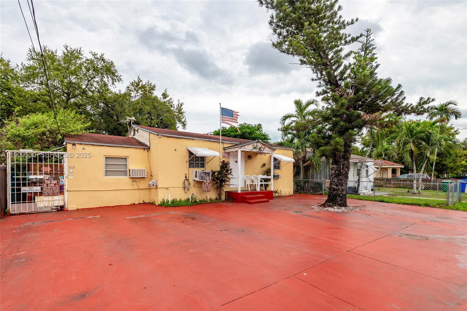 RIVERSIDE FARMS - Residential Income