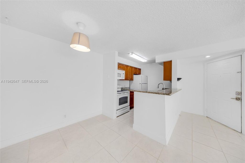 Photo of 2986 S University Dr #8101, Davie, FL 33328 (MLS # A11942647)