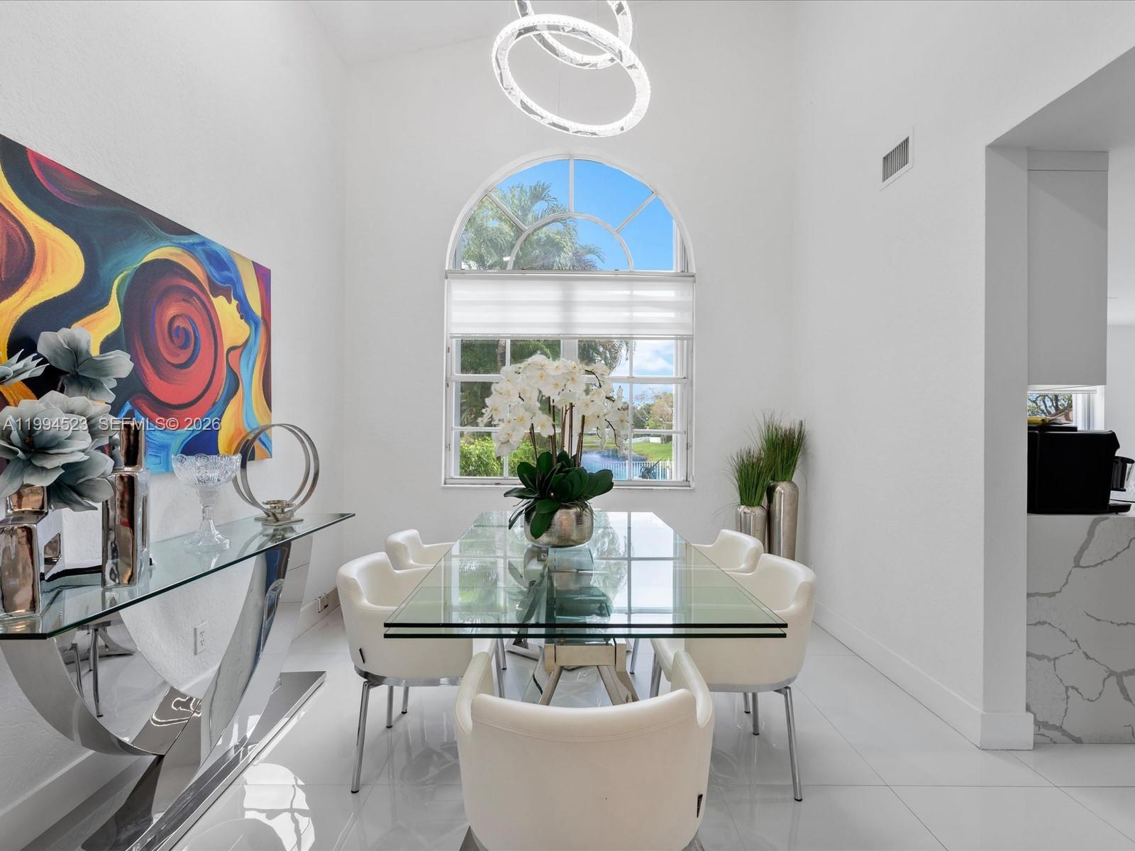 HOLLYWOOD LAKES COUNTRY C - Residential