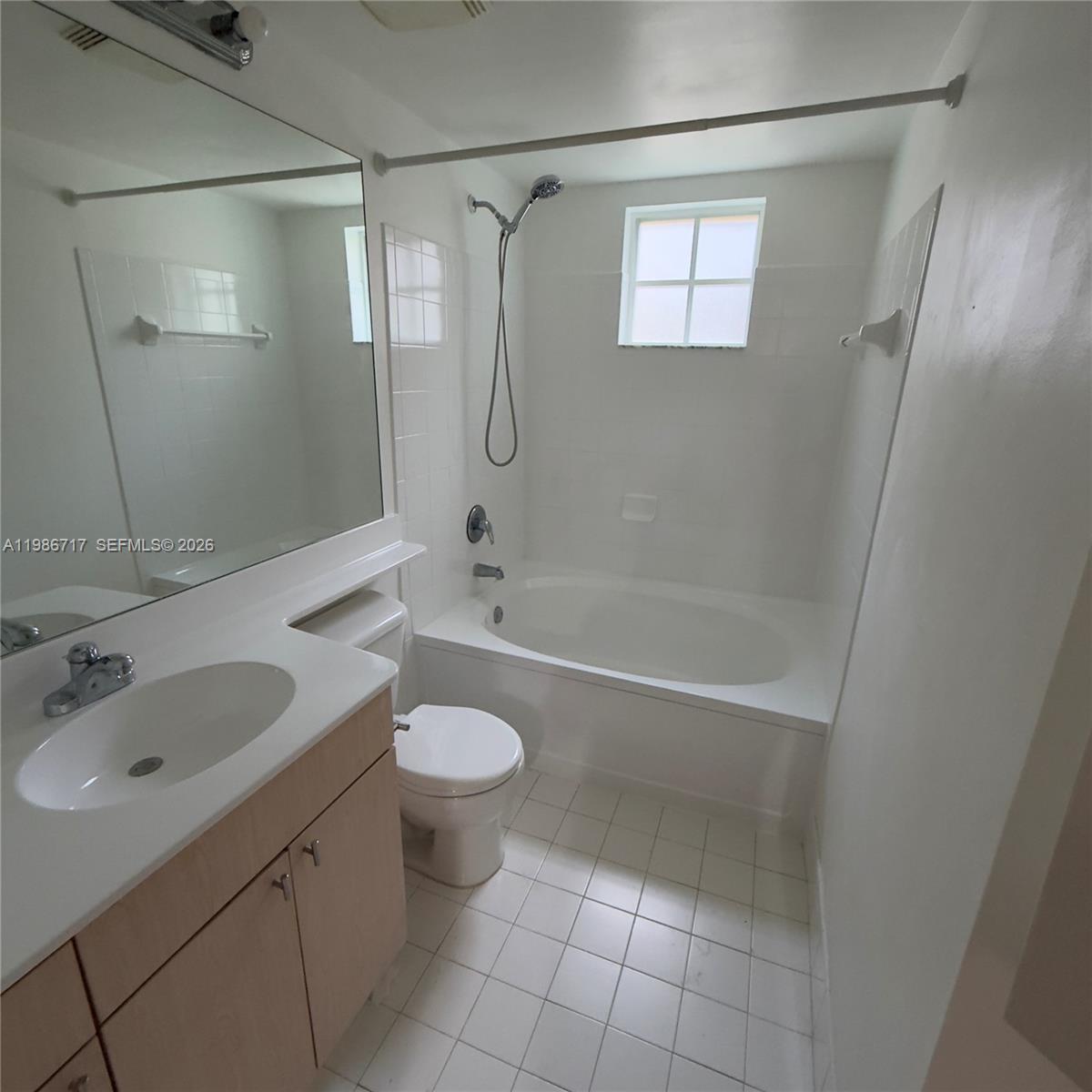 PORTO BELLAGIO CONDO - Residential