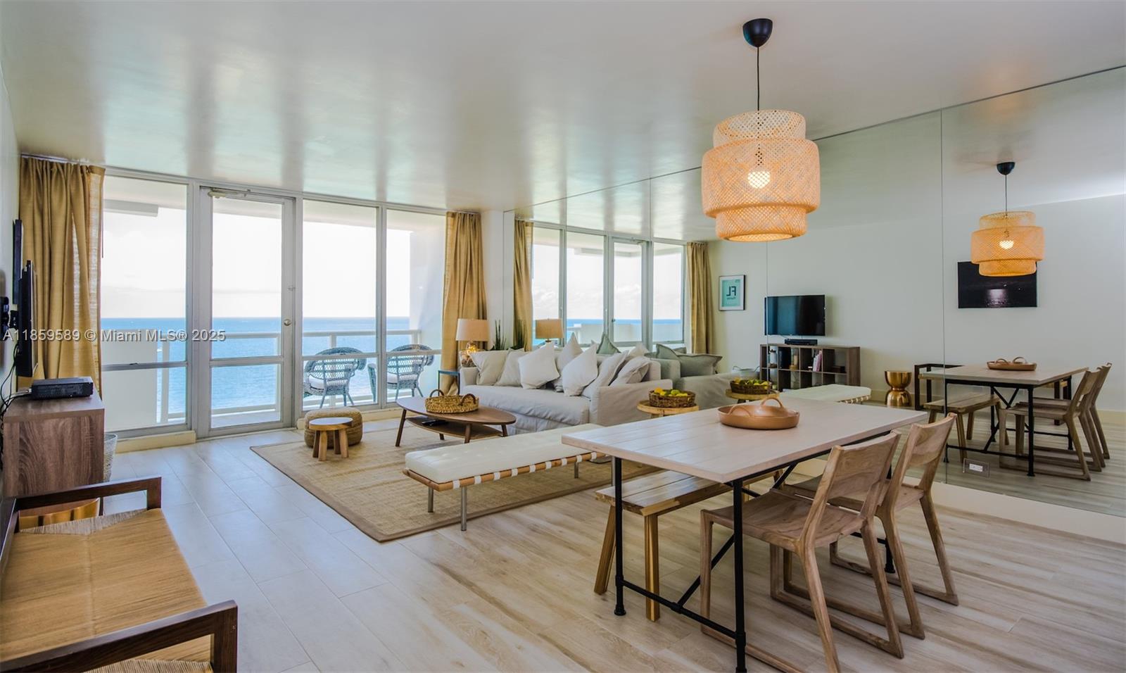 WELCOME TO PAVILION CONDOMINIUM UNIT 1204.
Directly facing the sea in a very special location where you can enjoy a unique view of the ocean.
From the living room, kitchen, or bedroom, you can take in the blue of the sea in every room.
One bedroom with two full bathrooms, ample closet space, and an open-plan living room connected to a fully remodeled kitchen.
A building that offers a lot of pleasure with a beautiful pool, gym, BBQ area, and direct access to the sea.
All the administrative and maintenance staff are super friendly in this building.
Located in the Grand Canyon of Miami Beach, covered parking, 24/7 valet parking, and just steps from South Beach, Surfside, Bal Harbor, and much more.