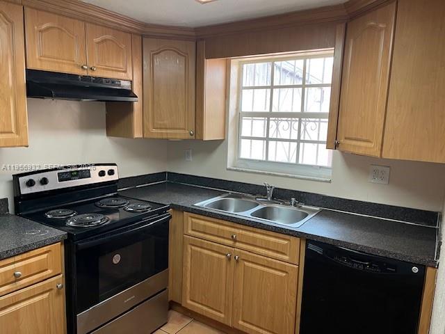 MANGO HILL CONDO NO 2 - Residential