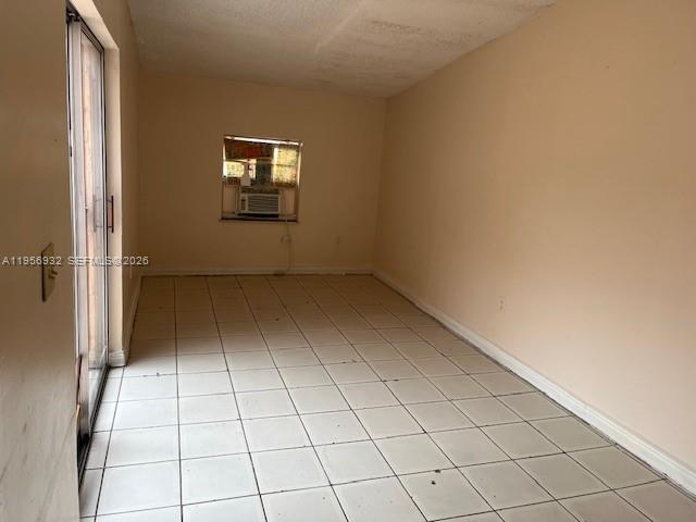 MANGO HILL CONDO NO 2 - Residential