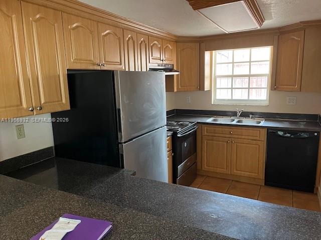 MANGO HILL CONDO NO 2 - Residential