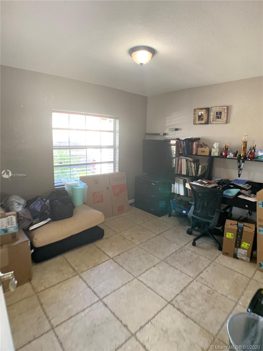 WESTWIND LAKES SEC 6 - Residential Lease