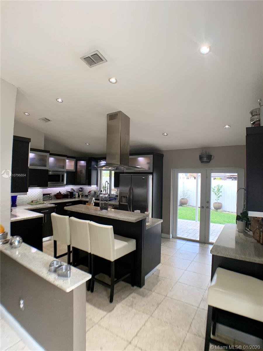 WESTWIND LAKES SEC 6 - Residential Lease