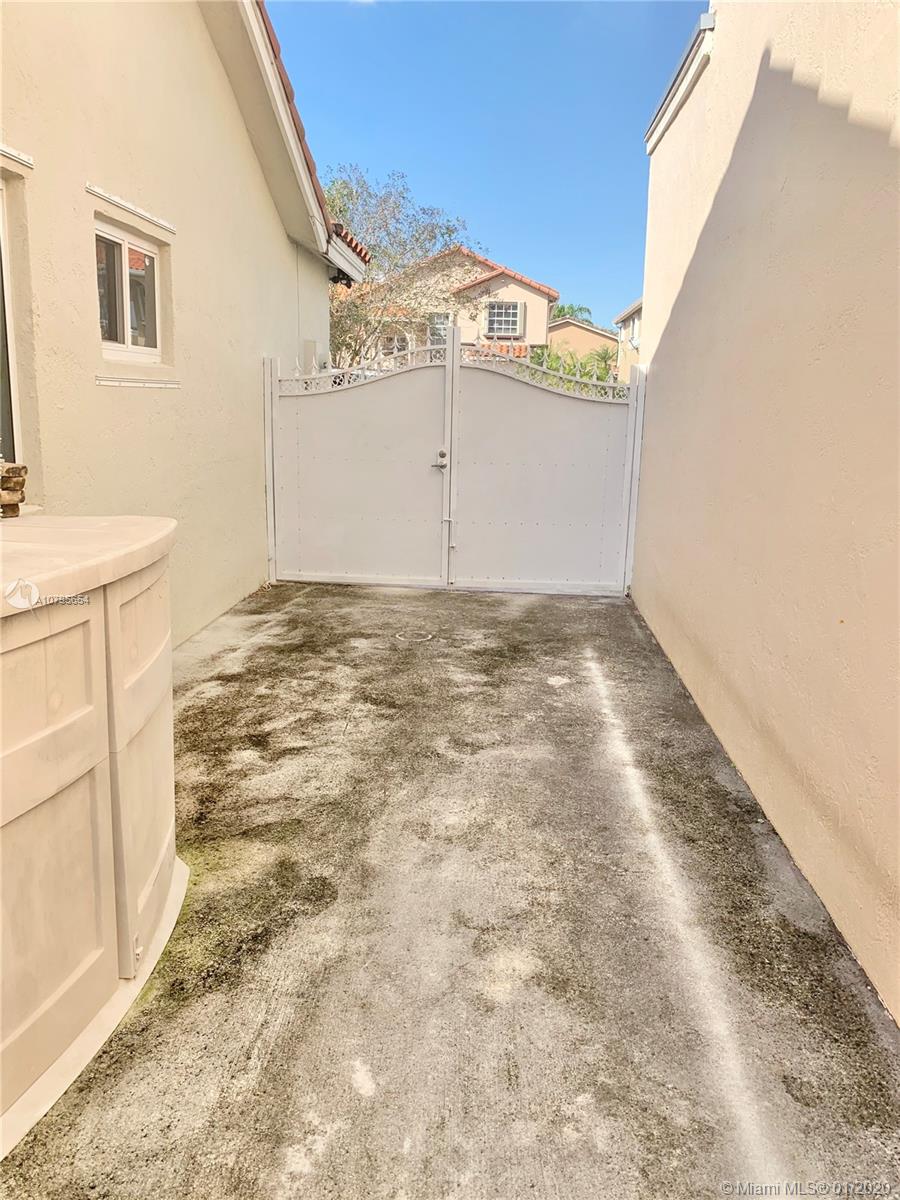 WESTWIND LAKES SEC 6 - Residential Lease