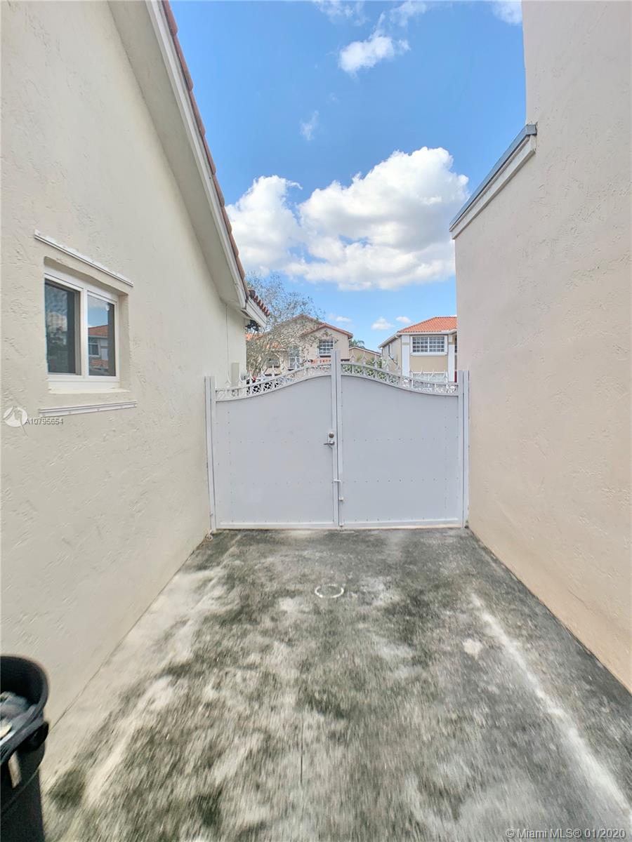 WESTWIND LAKES SEC 6 - Residential Lease