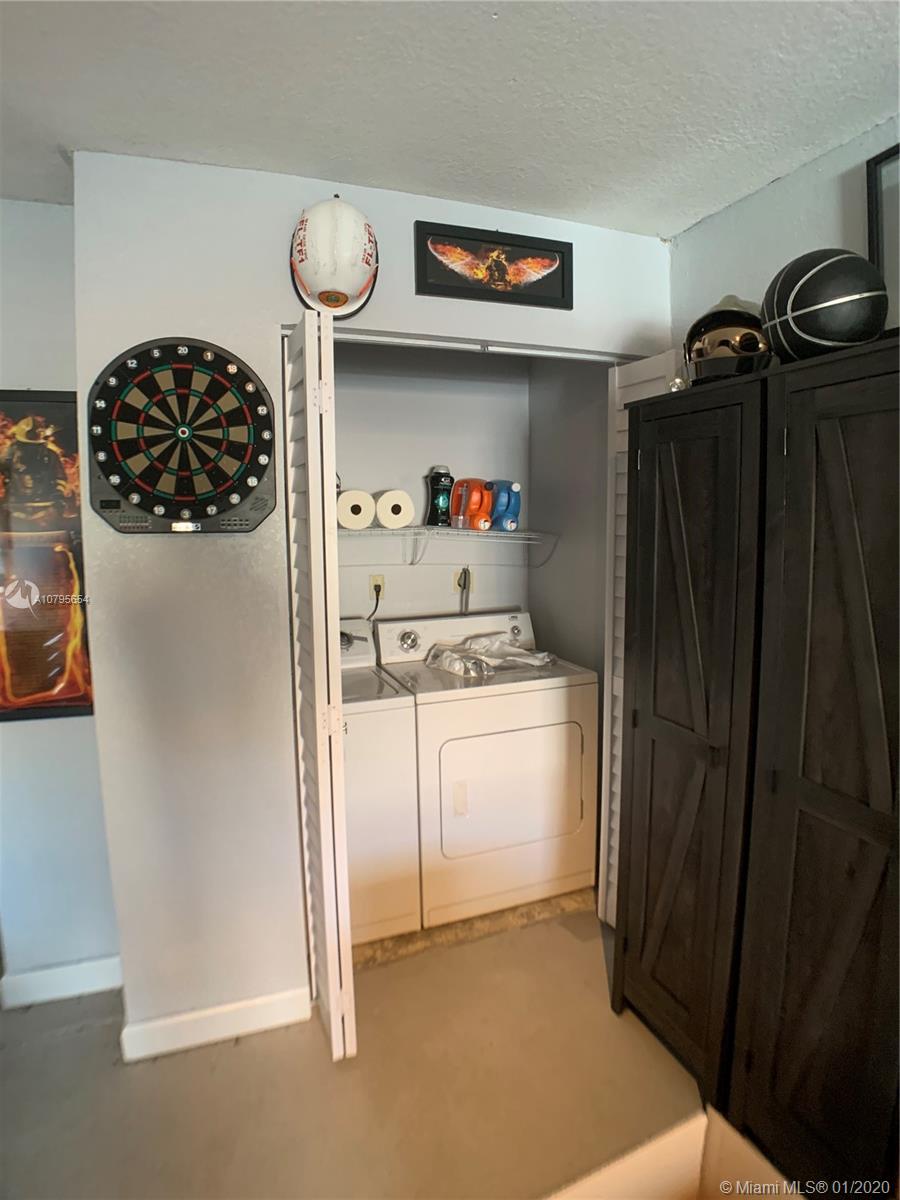 WESTWIND LAKES SEC 6 - Residential Lease