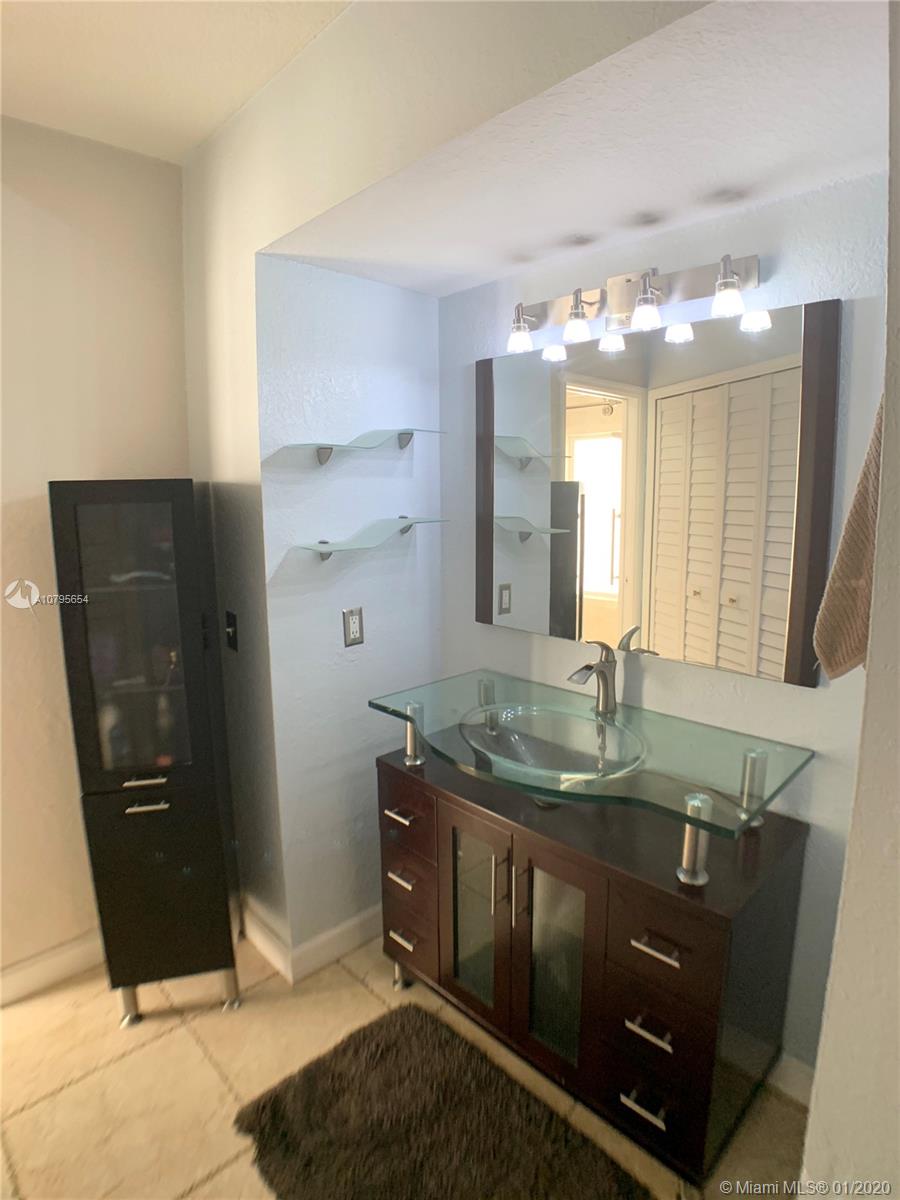 WESTWIND LAKES SEC 6 - Residential Lease