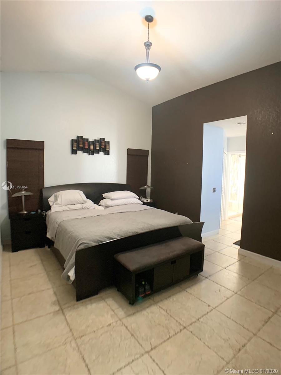 WESTWIND LAKES SEC 6 - Residential Lease