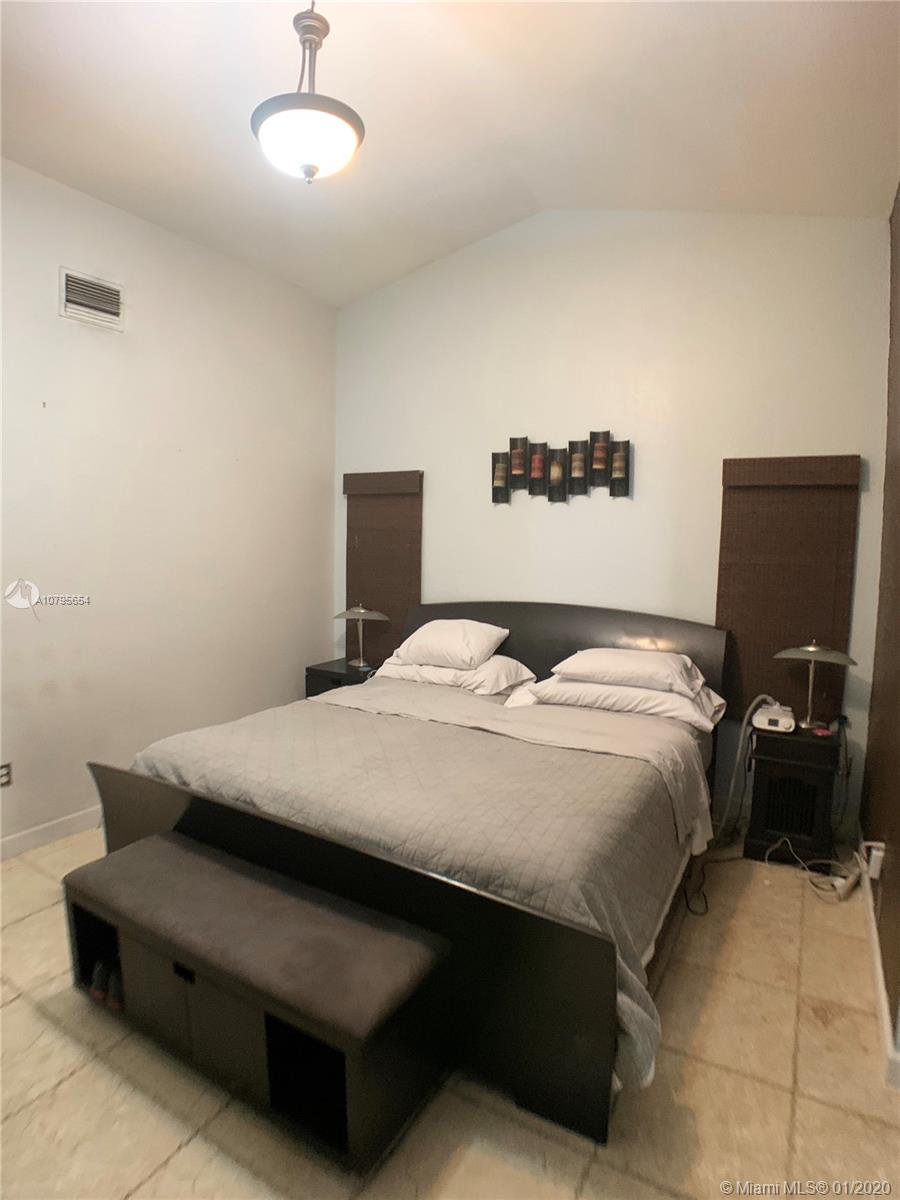 WESTWIND LAKES SEC 6 - Residential Lease